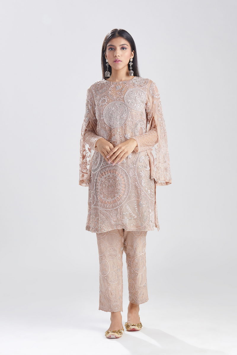 Gulabi Noor Vrit Kurta and pants