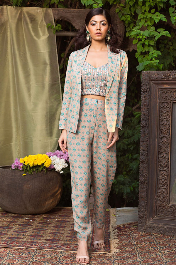 Grey And Teal Printed Pant Suit