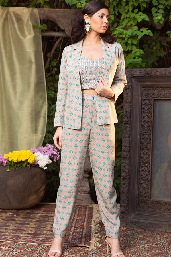 Grey And Teal Printed Pant Suit