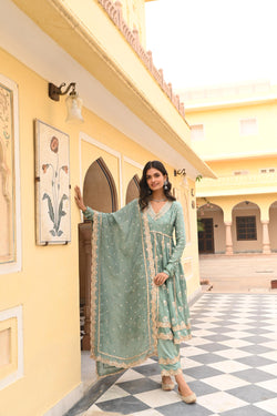 Tareefan Anarkali Kurta With Tareefan Pants