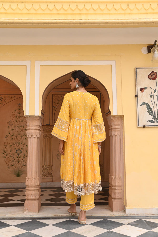 Chaiyya Anarkali Kurta With Chaiyya Pants