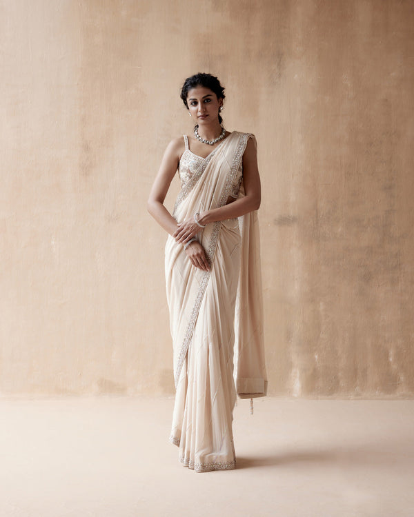 Ivory Saree And Blouse