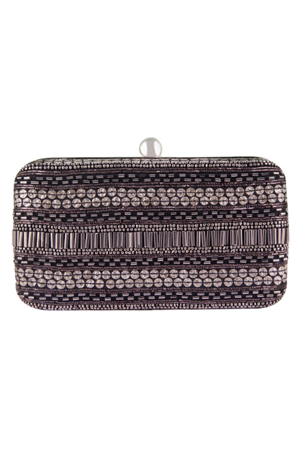 Sequineed clutch
