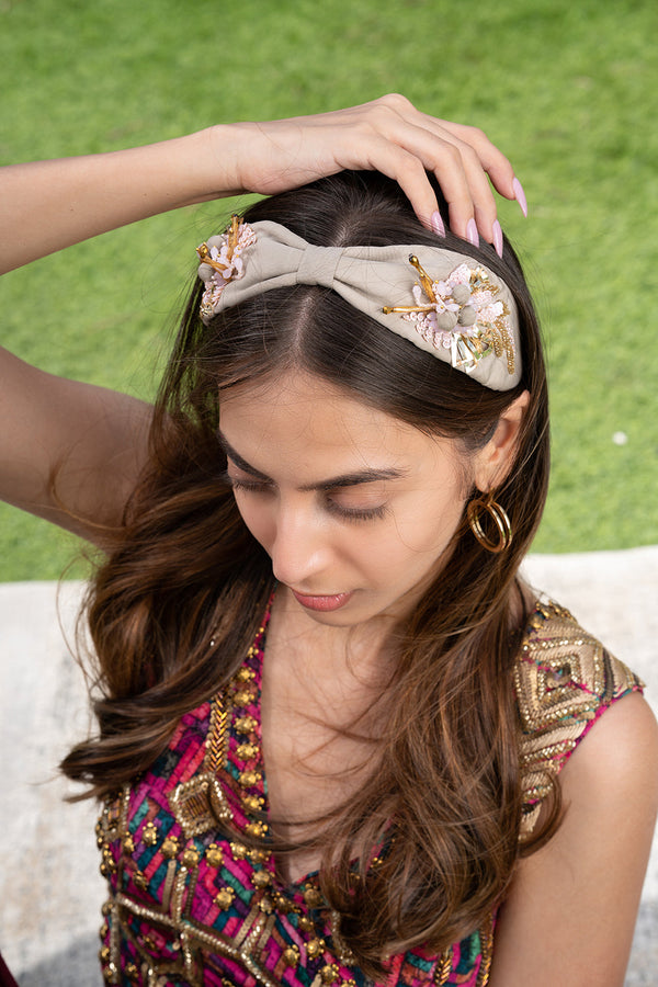 Nude Headband With 3D Embroidery