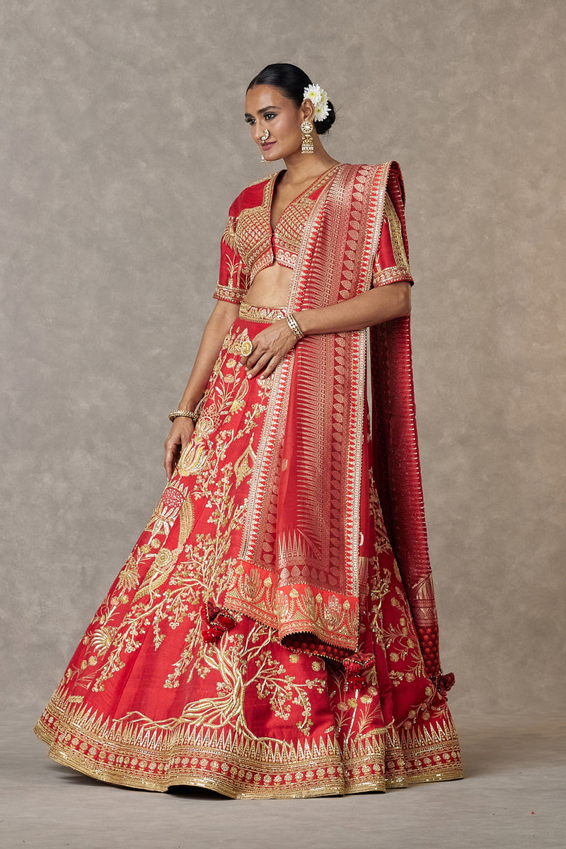 Red Bagh-E-Bahar Neelkamal Lehenga