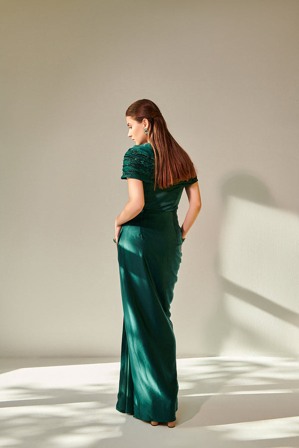 Off Shoulder Emerald Green Drape Gown With Waist Cut-Out