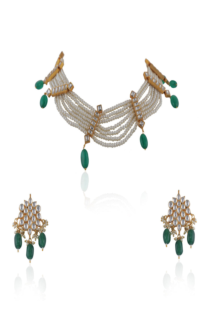 Green & White Necklace Set