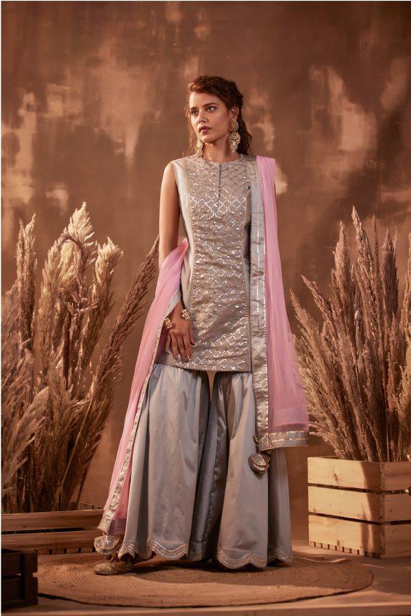 Zaina sharara set