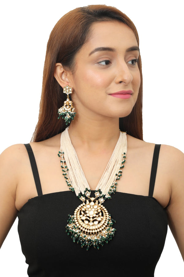 WHITE & GREEN NECKLACE SET